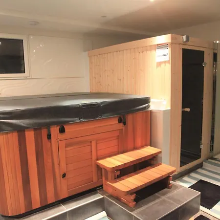 Bed & Breakfast Chambre Double Ecrehou Dans Une Maison, Au Calme Sur Le Gr223 3*