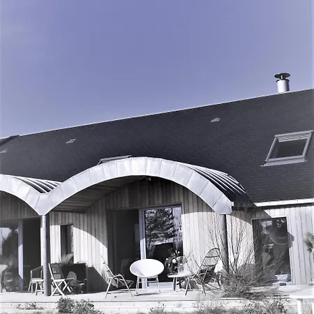 Frühstückspension Double Ecrehou Dans Maison, Au Calme Sur Le Gr223